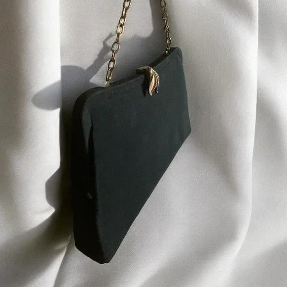 Vintage Black Fabric & Gold Evening Bag Clutch Purse Handbag Gold Latch Frame - Picture 3 of 9